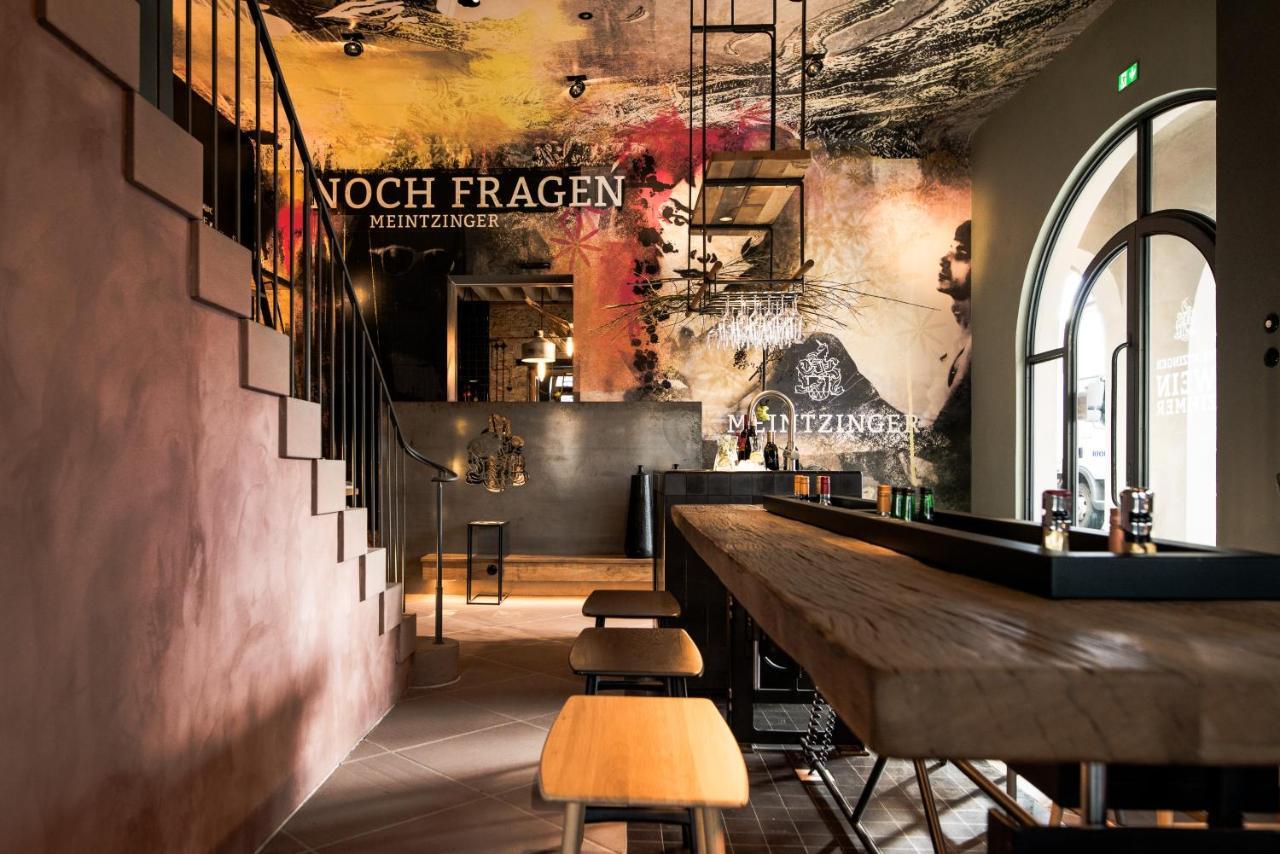 / Weingut Meintzinger Hotel 3*